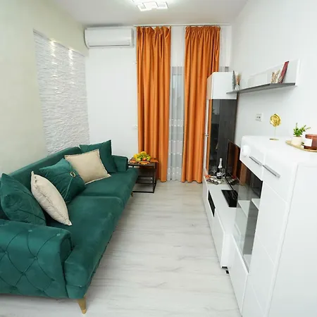 Moonlight Emerald - Big Balcony & Covered Private Parking - By Realtrust Appartamento Timisoara